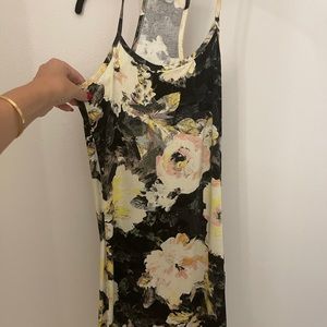 Floral bodycon mini dress